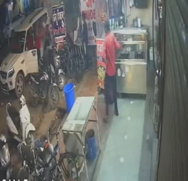 ग्वालियर गिर्द: इंदरगंज क्षेत्र में शराब पी रहे बदमाशों को चिकन न देने पर चिकन सेंटर संचालक के साथ की गई मारपीट