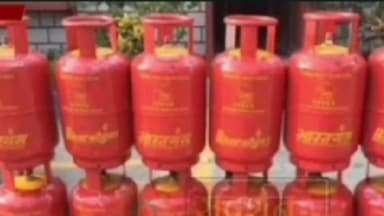 रतलाम नगर: उज्ज्वला योजना व लाडली बहन योजनाकी महिलाओं को 20सितंबर से गैससिलेंडर मिलेंगे मात्र 450 रुपए में सरकार ने किया आदेश जारी