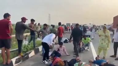 गाज़ियाबाद: दिल्ली मेरठ एक्सप्रेसवे पर अनियंत्रित रोडवेज बस रेलिंग तोड़कर नीचे गिरी, हादसे में 20 यात्रियों को आई चोट