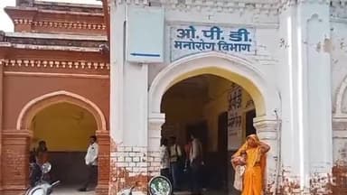 आगरा: एमजी रोड स्थित एसएन मेडिकल कॉलेज के मनोरोग विभाग में 10 से 16 सितंबर तक चलाया जा रहा आत्महत्या रोकथाम जागरूकता अभियान