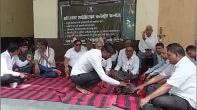 कन्नौज: हापुड़ मामले को लेकर अधिवक्ताओं ने सदर तहसील में आज से धरने पर बैठे