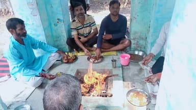 बड़ागांव में बड़ाताल पर किया गया हबन एवं वृक्षारोपण