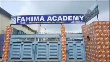 हज़ारीबाग: फाहीमा अकेडमी के प्रबंधक द्वारा विद्यालय के 13 छात्र-छात्राओं को क्लास से निलंबित करने के मामले में प्रेस वार्ता आयोजित