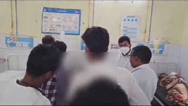 सैदपुर: कुढ़चौर गांव में बाइक अनियंत्रित होकर बबूल के पेड़ से टकराई, दो युवक़ों की मौत के बाद मचा कोहराम