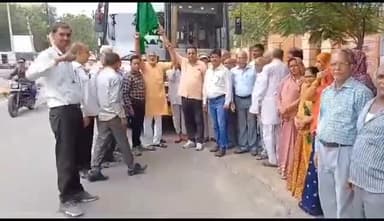 थानागाजी: थानागाजी के गोला का बांस से कांग्रेस के कार्यकर्ता जोधपुर में अंहिसा कार्यक्रम में भाग लेने के लिए हुए रवाना