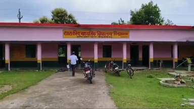 जतारा: शासकीय माध्यमिक शाला दिनऊ के शिक्षक को 2018 से नहीं मिला वेतन, शिक्षक ने जताई नाराज़गी