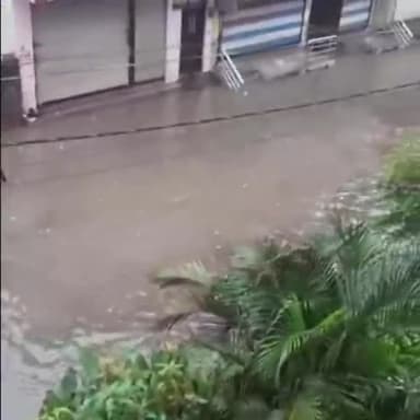 उज्जैन शहर: केडी गेट से जूना सोमवारिया तक लगातार बारिश के कारण बनी जलभराव की स्थिति, रहवासी हुए परेशान