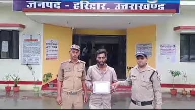 हरिद्वार: रानीपुर कोतवाली पुलिस ने रामधाम कॉलोनी को जाने वाले रास्ते से एक अभियुक्त को चाकू के साथ किया गिरफ्तार
