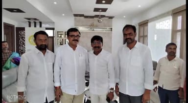 కావలి: పట్టణంలో ఎమ్మెల్యే ప్రతాప్ కుమార్ రెడ్డిని కలిసిన దగదర్తి ఎంపీపీ తాళ్లూరి ప్రసాద్ నాయుడు
