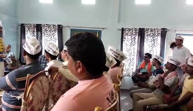फतेहपुर 84 ब्लॉक में की गई #आम_आदमी_पार्टी_उन्नाव संगठन निर्माण की बैठक#उन्नाव_प्रभारी सहित#जिलाध्यक्ष_उन्नाव रहे उपस्थित