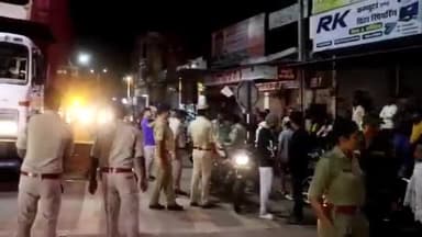 बेमेतरा: बेमेतरा जिला के विभिन्न थाना व चौकी की पुलिस ने मोटर व्हीकल एक्ट के तहत 24 वाहन चालकों पर की कार्यवाही