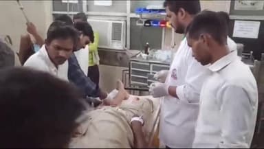 बहराइच: मेथोरा चौराहे के पास अनियंत्रित होकर खड़े ट्रक से टकराई बाइक, हादसे में बाइक सवार आरक्षी हुआ घायल