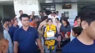 जबलपुर: खो खो प्रतियोगिता में विजय खिलाड़ी का भोपाल में किया सीएम ने सम्मान जबलपुर स्टेशन में भव्य स्वागत