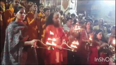 नरेन्द्रनगर: परमार्थ निकेतन में गंगा आरती में मोटिवेशनल स्पीकर जया किशोरी हुई शामिल