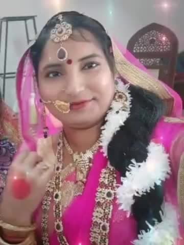 पति की दीर्घायु एवं परिवार की सुख समृद्धि के लिए व्रत रखने वाली सभी माताओं बहनों को पर्व हरतालिका तीज की हार्दिक शुभकामनाएं।
भगवान शिव व माता पार्वती की कृपा सदैव बनी रहे।
#तीज #पर्व #हार्दिक #शुभकामनाएं #झारखंड #महादेव #माता #पार्वती #आशीर