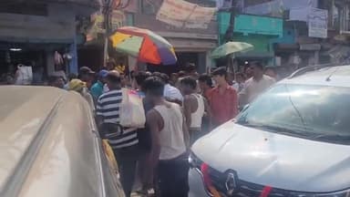 धनरुआ: तीनमोहानी के पास दो वाहनों की टक्कर के बाद दोनों चालकों ने की मारपीट, लगी गाड़ियों की लंबी कतार