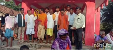 तोकापाल: बीजेपी मंडल अध्यक्ष विनायक गोयल पहुंचे भादम बाजार मांदर गुड़ी, ग्रामीणों से की मुलाकात