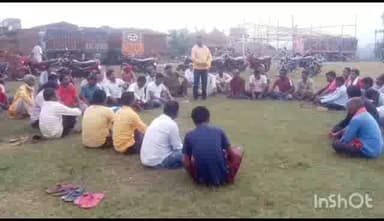 मांडू: जय लुगू बाबा स्टेडियम लाइयो में ज्यूतिया फुटबॉल प्रतियोगिता को लेकर बैठक का आयोजन