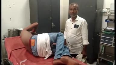 बिहार: ₹2.50 लाख को लेकर बाबुरबन्ना मोहल्ले में एक व्यक्ति को बदमाशों ने मारपीट कर किया ज़ख्मी, सदर अस्पताल में कराया गया भर्ती