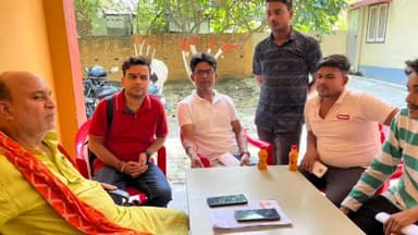 सड़क की मरम्मत व जाम को लेकर फारबिसगंज के विधायक विद्यासागर केसरी जी को A.B.V.P कार्यकर्ता ने ज्ञापन सौंपा