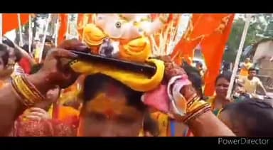 कहरा: शंकर चौक मंदिर परिसर में आयोजित गणेश महोत्सव को लेकर निकाली गई भव्य शोभा यात्रा