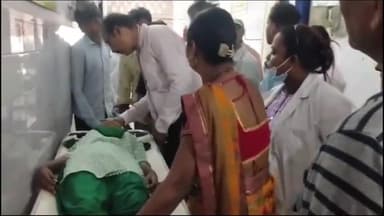 गिरिडीह: गांडेह थाना क्षेत्र के बड़ोटांड निवासी एक किशोरी की अचानक तबीयत बिगड़ी, इलाज के लिए लाया गया सदर अस्पताल