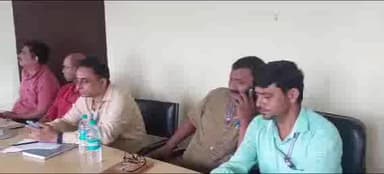 जलालगढ़: प्रखंड सभागार में प्रखंड स्तरीय बैंकर समिति की बैठक हुई आयोजित, BDO ने की अध्यक्षता