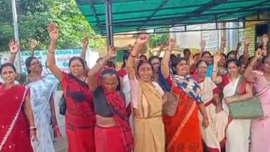 बरबीघा: बरबीघा प्रखंड कार्यालय पर आंगनबाड़ी सेविकाओं का सम्मेलन हुआ संपन्न,दिल्ली के जंतर मंतर पर प्रदर्शन करने का लिया निर्णय