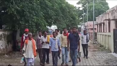 बहराइच: हुसैनपुर इलाके की नदी में मिले अज्ञात शव की हुई पहचान, परिजनों ने हत्या का लगाया आरोप