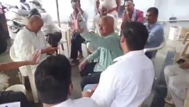 गिर्वा: कानपुर गांव में मंदिर पर ताला लगाने के मामले के दूसरे दिन खोले गए ताले, पुलिस की मौजूदगी में दलित समाज को करवाए गए दर्शन