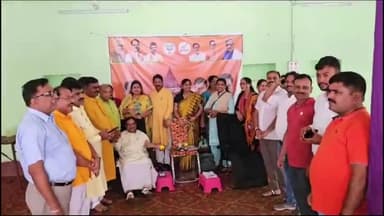 गिरिडीह: भारतीय जनता युवा मोर्चा के द्वारा बरगंडा स्थित साहू सदन भवन में रक्तदान शिविर का किया गया आयोजन