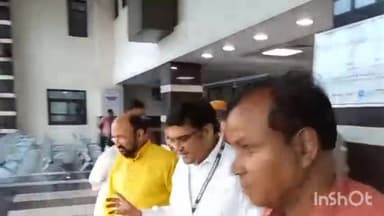 आगरा: एमजी रोड स्थित एसएन मेडिकल कॉलेज में बना सुपर स्पेशलिटी अस्पताल का कैबिनेट मंत्री योगेंद्र उपाध्याय ने किया निरीक्षण