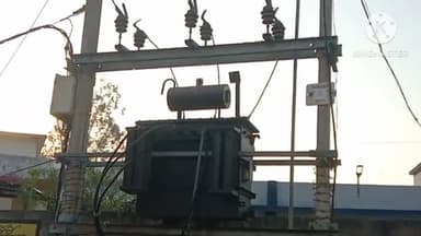 बिश्रामपुर: बीमोड़ में एक मुश्त ऋण माफी योजना का लगा कैंप, बिजली विभाग ने उपभोक्ताओं की सुनी समस्याएं