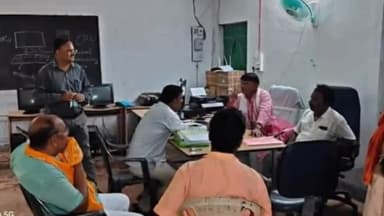 मंसूरचक: एन एन सिन्हा महाविद्यालय की प्रबंधन कार्यकारी समिति की बैठक में पहुंचे विधायक सुरेंद्र मेहता