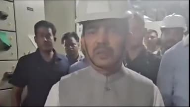 गोपालगंज: बैकुंठपुर में बने इथनॉल प्लांट का पूर्व मंत्री शहनावज हुसैन ने किया निरीक्षण, बोले बिहार के विकास में निभा प्लान आगे।