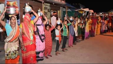 जतारा: जतारा पहुंची भाजपा की जन आशीर्वाद यात्रा लोगों ने किया जोरदार स्वागत सैकड़ो की संख्या में लोग रहे मौजूद