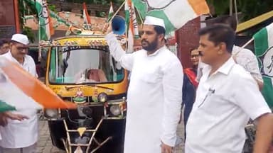 आगामी 26 सितंबर 2023 को परिवर्तन संकल्प रैली कि सफलता के लिए शहीद भवन आरा से प्रचार गाड़ी रवाना करते हुए।