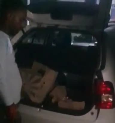 सरई: लंघाडोल पुलिस ने पोड़ीपाठ से 5 पेटी बीयर के साथ एक आरोपी को किया गिरफ्तार