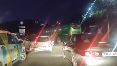 शिमला ग्रामीण: ग्रामीण शिमला के तारादेवी में दो कारों में हुई टक्कर, एक व्यक्ति हुआ घायल