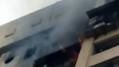 दादर पूर्व परिसरातील रेनेट्री इमारतीच्या 13 मजल्यावर लागली आग, एकाचा मृत्यू