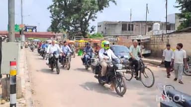 धौलपुर: 15 सूत्रीय मांगों को लेकर काले कपड़े पहनकर राजस्थान राज्य कर्मचारी संयुक्त महासंघ ने कलेक्ट्रेट पर किया प्रदर्शन