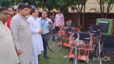 धौलपुर: पंचायत समिति परिषद में सांसद राजोरिया ने दिव्यांग जनों को बांटे विभिन्न उपकरण