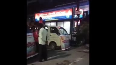 गोरखपुर: गोरखपुर नगर निगम ने आज गोलघर स्थित इंदिरा बाल विहार से फॉगिंग महा अभियान का किया शुरुआत