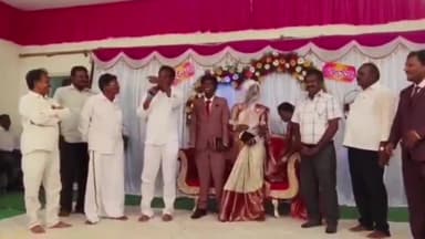 కొండపి: టంగుటూరులోని సివిఆర్ ఫంక్షన్ హాల్లో వివాహ మహోత్సవ కార్యక్రమానికి హాజరైన కొండేపి వైసిపి ఇన్చార్జ్ వరికూటి