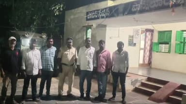 కొండపి: ఈ నెల 25న చలో అసెంబ్లీ కార్యక్రమం నేపథ్యంలో పొన్నలూరు మండల జనసేన నాయకులను ముందస్తుగా అరెస్ట్ చేసిన పోలీసులు