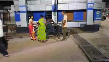 ସମ୍ବଲପୁର ମ୍ୟୁନିସିପାଲଟି: ଜିଲ୍ଲା ଶାସନ ନୂଆଁମୁଣ୍ଡାରେ ସଡ଼କ ଦୁର୍ଘଟଣା, ଜଣେ ନାବାଳକ ଆହତ ହୋଇ ସଦର ମେଡିକାଲରେ ଭର୍ତ୍ତି