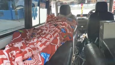 दिनारा: बेलवईया गांव में सांप काटने से एक व्यक्ति का हुई मौत, मौके पर पहुंची भानस ओपी थाना के पुलिस।