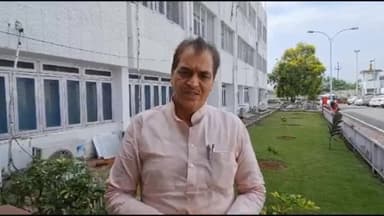 देहरादून: विधानसभा देहरादून में संसदीय कार्यमंत्री प्रेमचंद अग्रवाल ने कहा--विधानसभा की प्रवर समिति का कार्यकाल एक माह बढ़ा