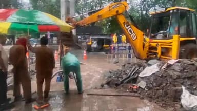 विक्रोळी पश्चिम परिसरातील एलबीएस रोडवरील पाणी गळती तब्बल १५ तासाने थांबविण्यात पालिका पाणीपुरवठा विभागाला यश