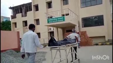 देेेवरिया: सलेमपुर में घर के सामने रेलवे ट्रैक के पास घायल अवस्था में मिले 2 लोग, सफाई कर्मी की हुई मौत व दूसरा रेफर